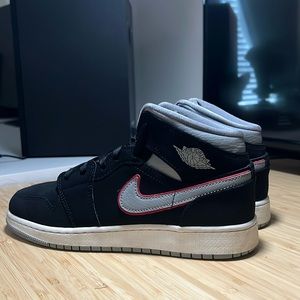 * Youth* Air Jordan 1 Mid